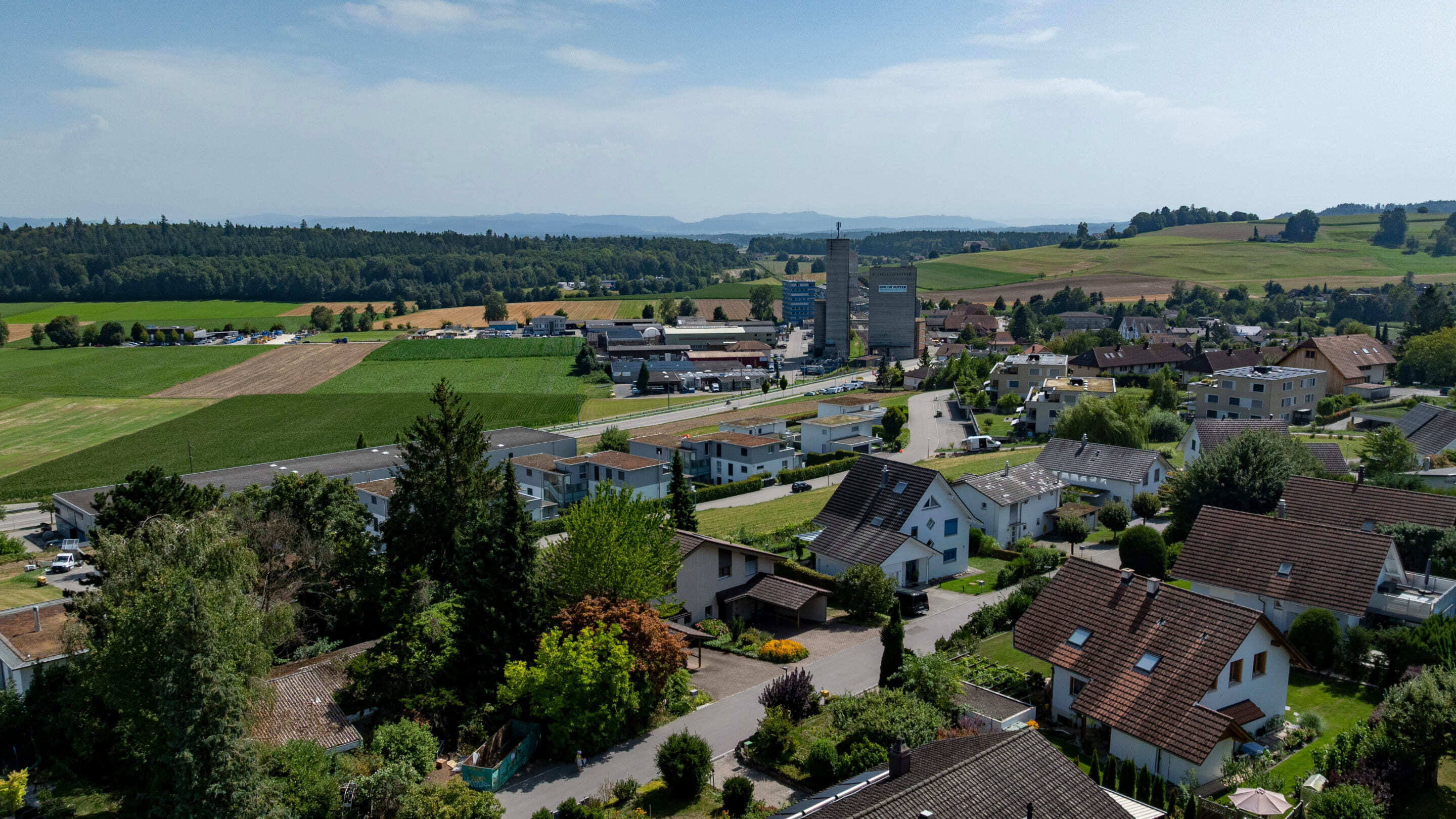 Übersicht eines Wohnquartiers zur Beurteilung der Zonenplanung durch Kobi Immobilien